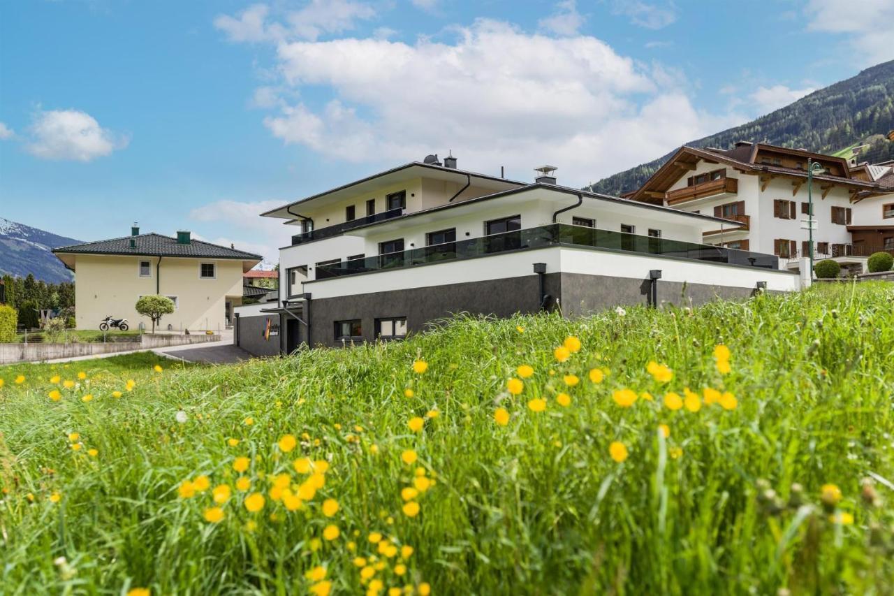 Apart Painting Ried im Zillertal Extérieur photo